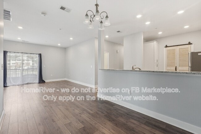 Photo - 517 Tavern Rd