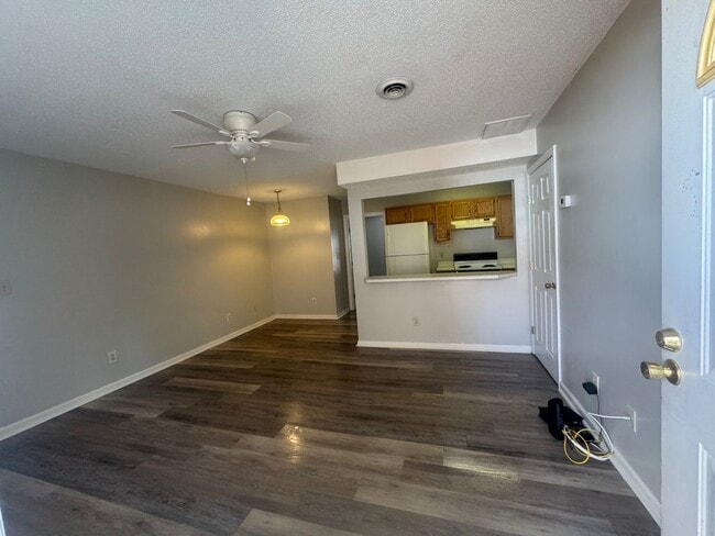 Photo - 208 W Watauga Ave Unidad #2