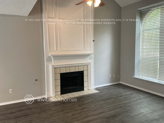 Photo - 4442 Wheeler St