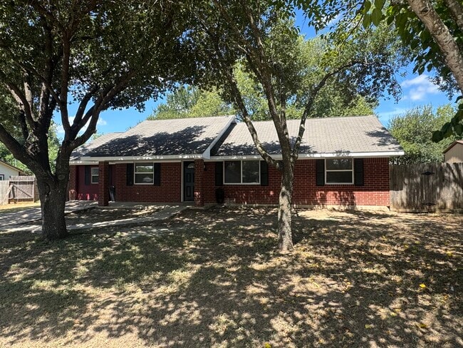 Building Photo - 502 S R J Dr Rental