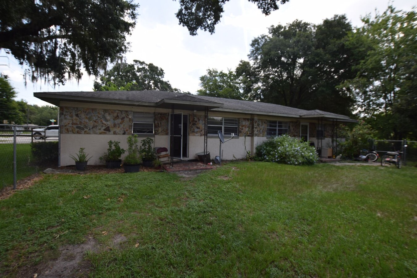Photo - 1803 Center St House