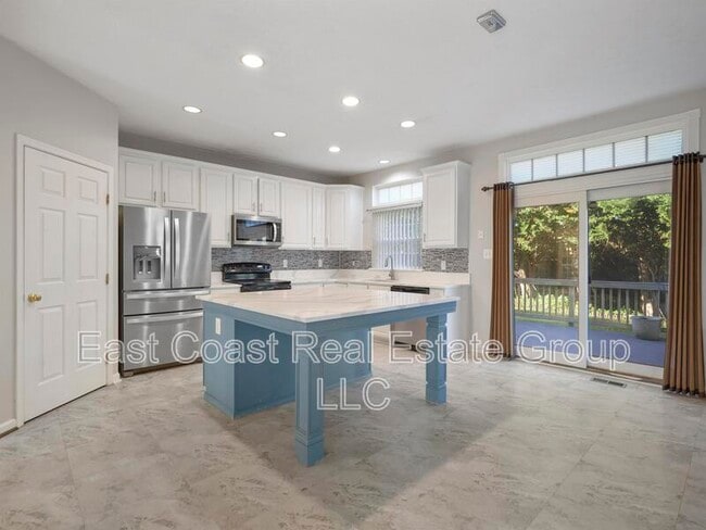 Photo - 4824 Old Holter Rd