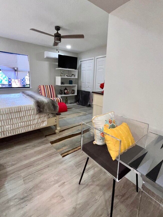 Photo - 2474 SE Calais St