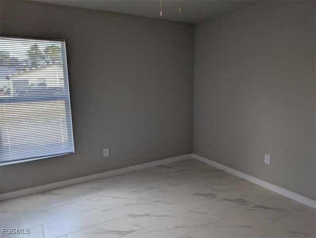 Photo - 1406 SE 1st Pl