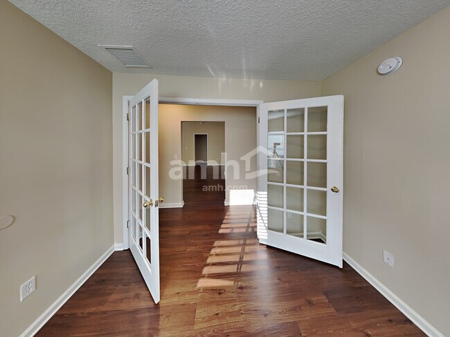 Photo - 2725 Spinnerbait Ct