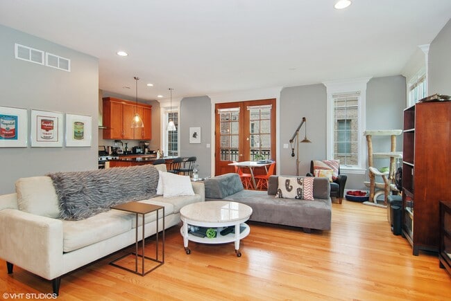 829 S La Grange Rd-B - 829 S La Grange Rd-B Townhome