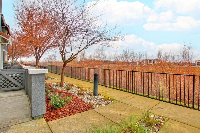 Photo - Beautiful Townhome in Rocklin!