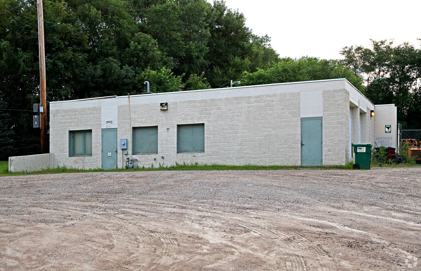 Photo - Montrose Mobile Manor Apartments