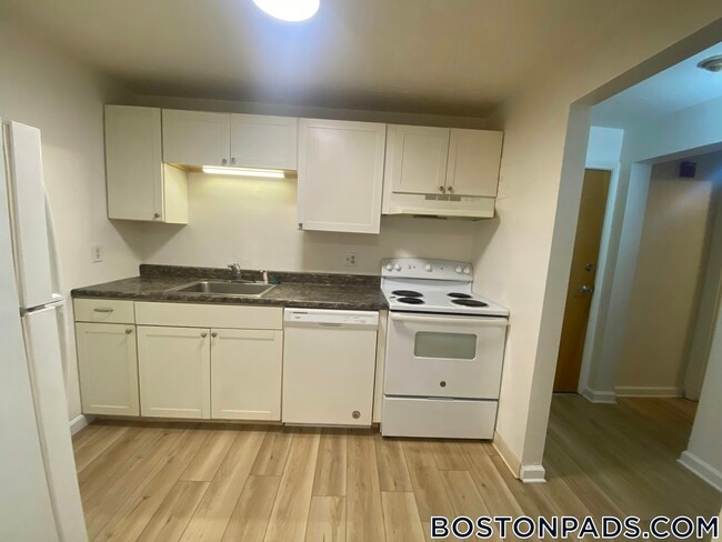 Photo - 707 Bedford St Unidad 3
