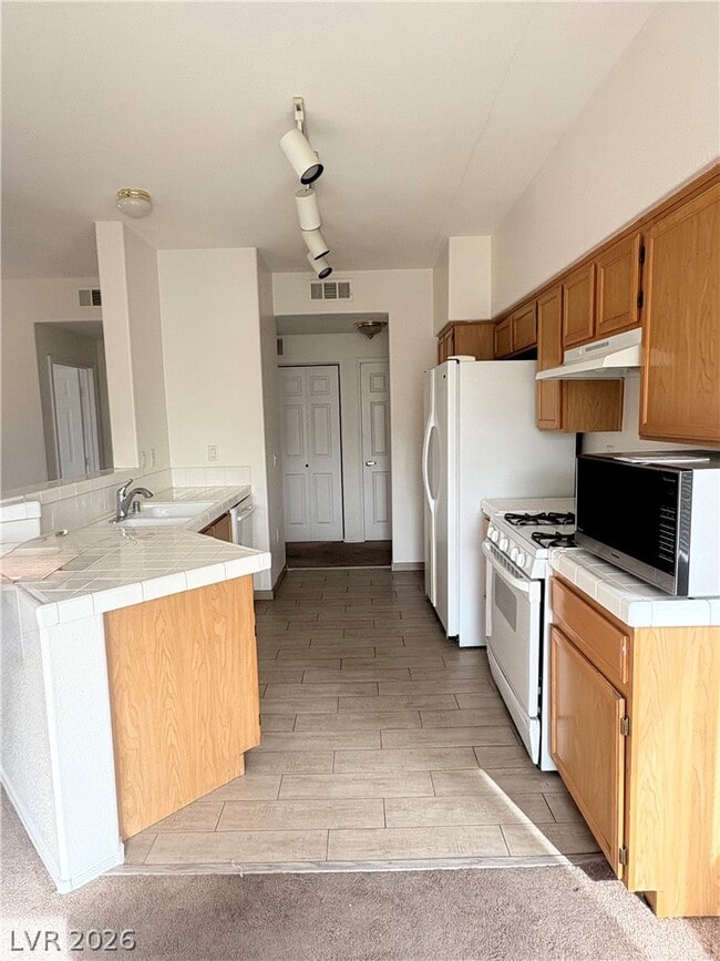 Photo - 1050 E Cactus Ave Unidad 2041