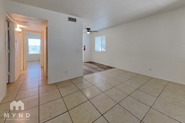 Photo - 6657 W Ocotillo Rd Unit 201