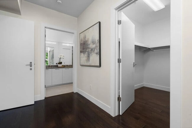 Photo - 218 W Kingsley St Unidad 409