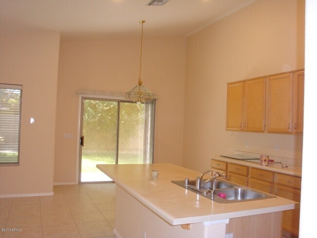 Building Photo - 6773 W Quail Ave Rental