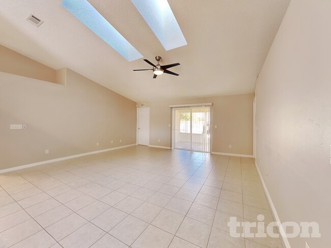 Photo - 95 Putter Dr