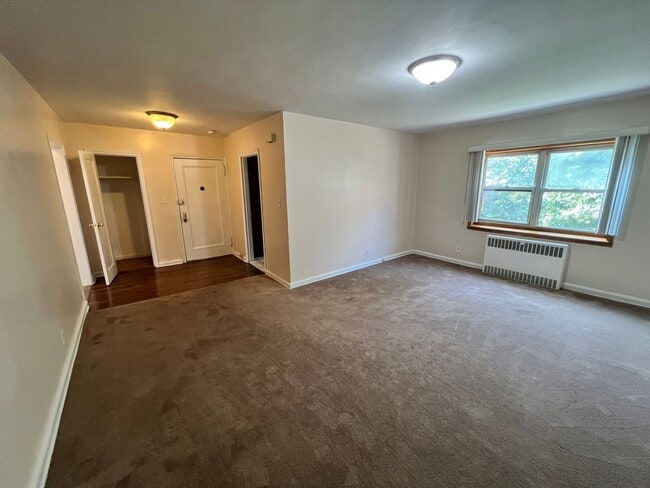 Photo - 63-11 110th St Unit Apt C1