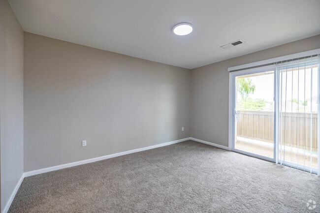 Union Station - Primary Bedroom 3BR, 2BA - 1209SF