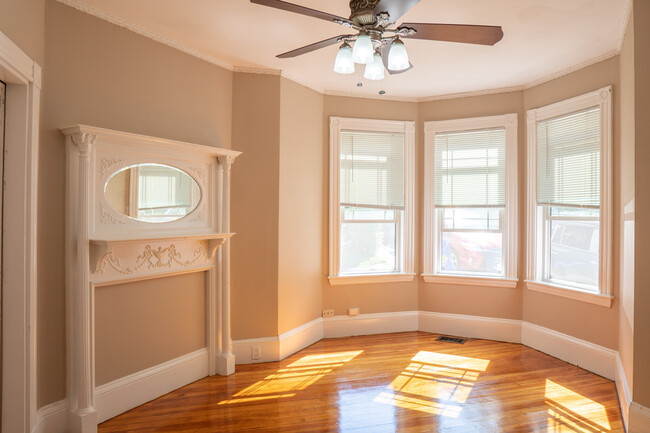 Building Photo - 1 Parker Hill Ter Unit 1 Rental