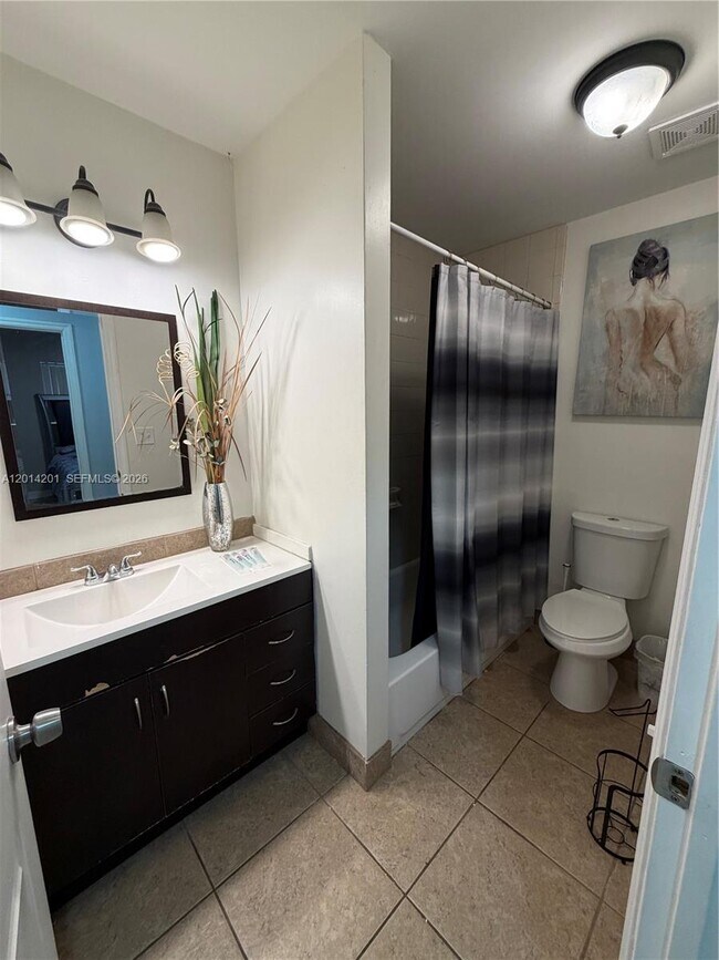 Photo - 1410 NW 199th St