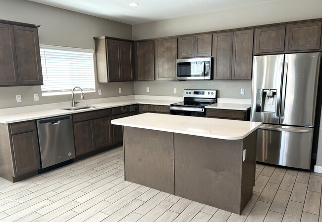 Photo - 8213 S 45th Ave