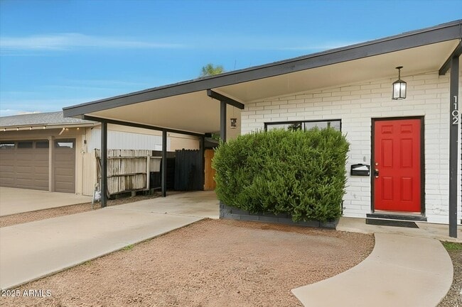 Photo - 1102 N April Cir