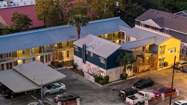 Photo - 2526 Durwood St Unit 110