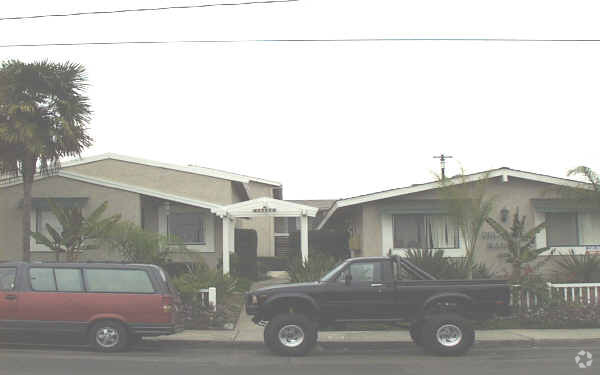 Del Lake Manor Llc - Del Lake Manor Llc Apartments