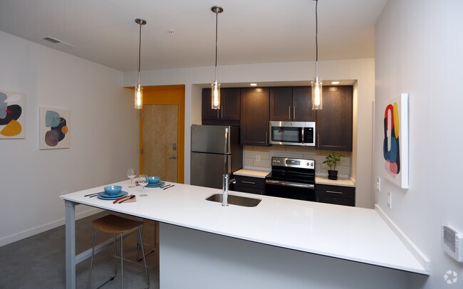 Kitchen/1BR, 1BA - 834 SF - Marq