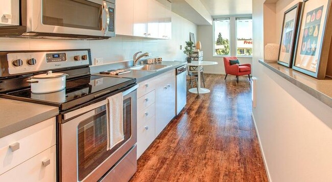 Photo - Janus Apartments