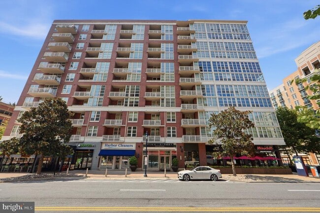 157 Fleet St Unit 513