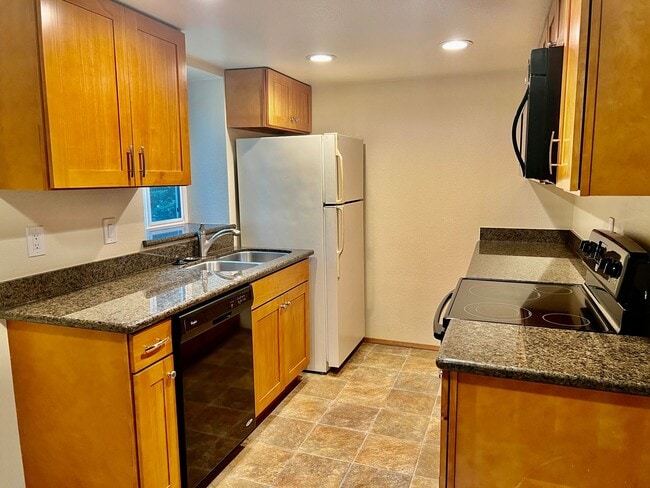 Photo - 2Bd/1Ba Lynnwood Apartment