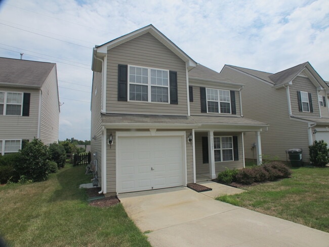 Building Photo - Spacious 4BR/2.5BA Home in Village at Brierfield | Don’t Miss Out!