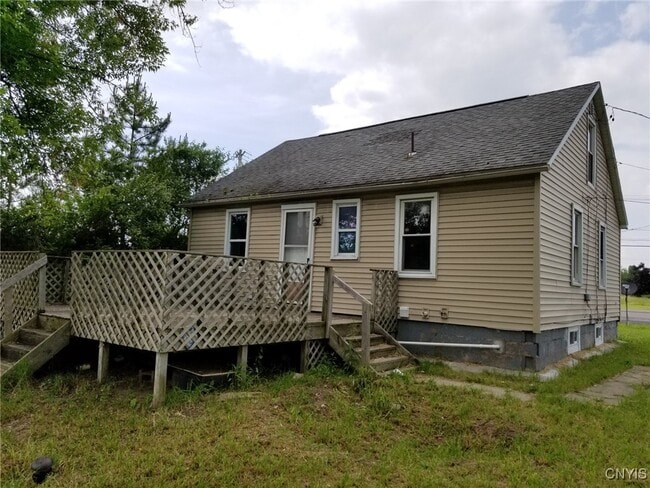 Photo - 6404 E Taft Rd