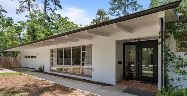 Photo - 813 NW 22nd St