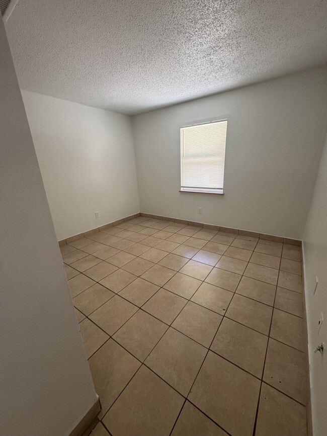 Photo - 8508 Channelview Cir Unit 1