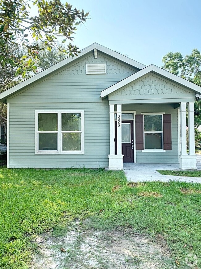 Building Photo - 3508 7th St Rental