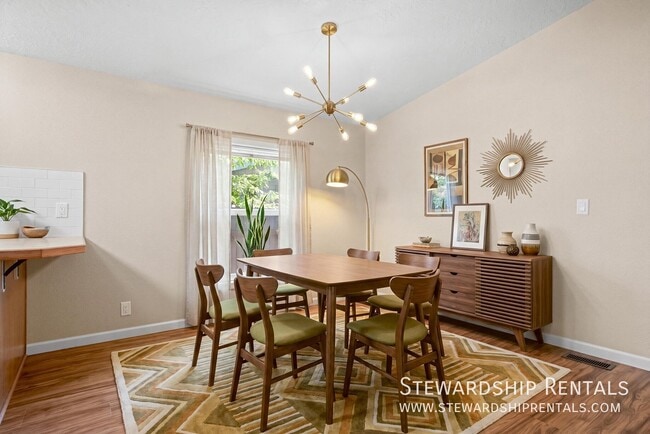 1313 Bramblewood Ln