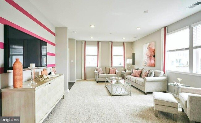 Photo - 511 Wood Duck Dr