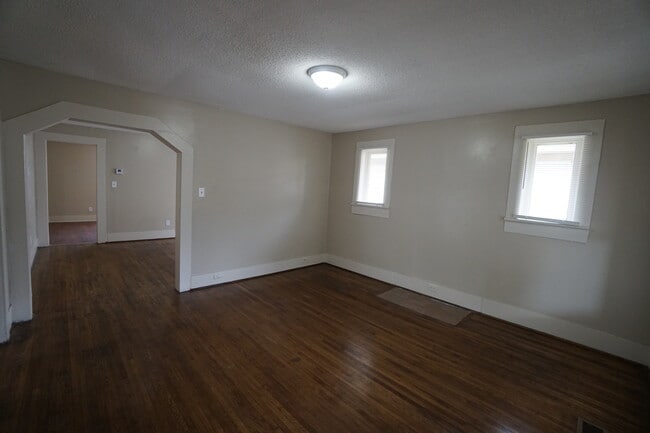 Photo - 1050 Jackson Blvd