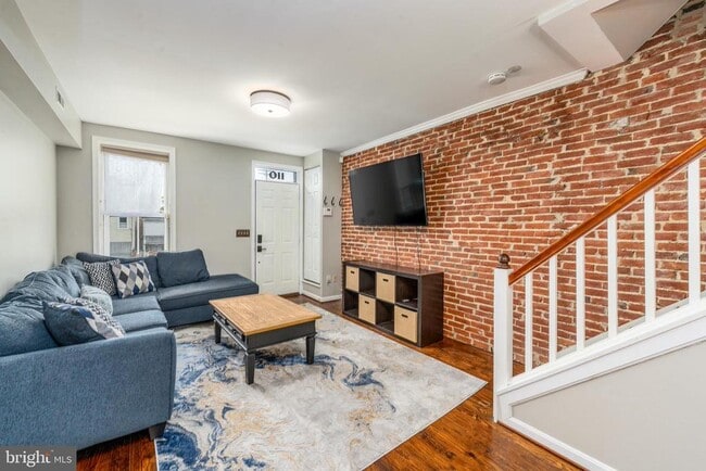 Photo - 110 Birckhead St