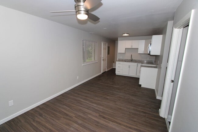 Photo - 4 bedroom 1 bathroom SF House