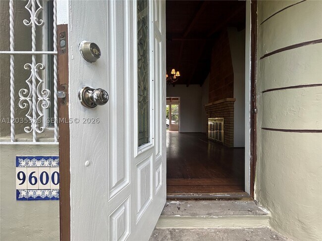 Building Photo - 9600 N Miami Ave