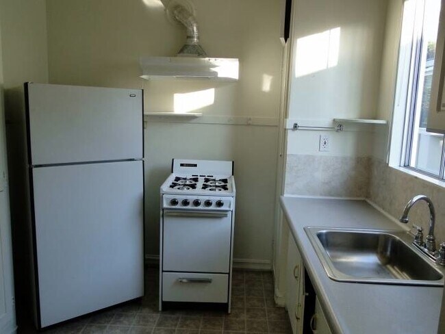 Photo - 2517 Virginia St Unit 2517 Virginia #5