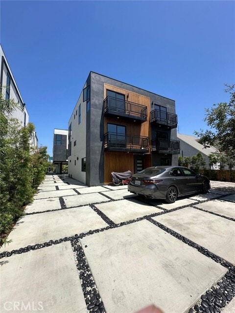 Building Photo - 656 Mariposa Ave Rental