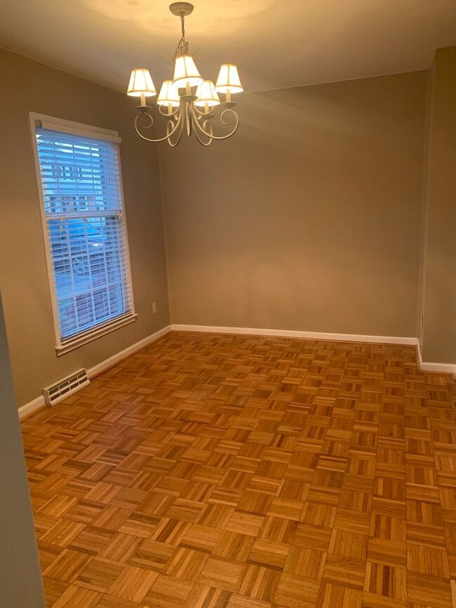 Photo - Upcoming Spacious End Unit in Francisco Place!