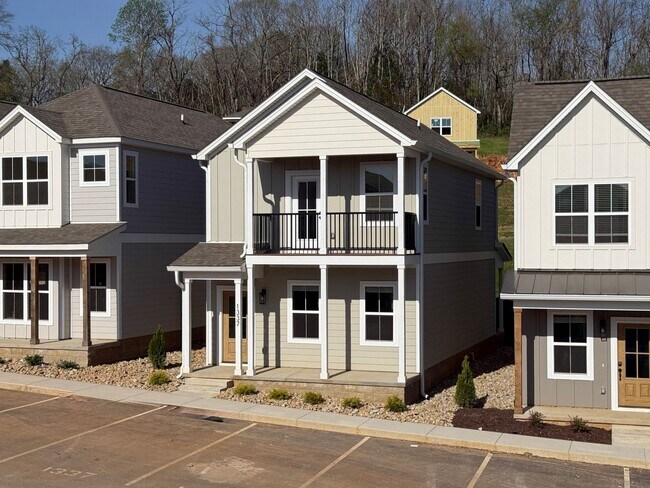 Building Photo - 3-Bedroom + Flex Room at Highbury