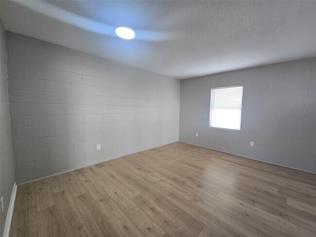 Photo - 4217 Sealy Ave