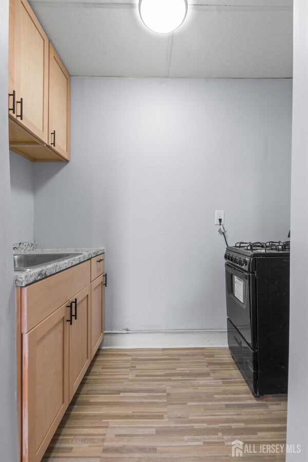 Photo - 120 N Broadway Unit 4