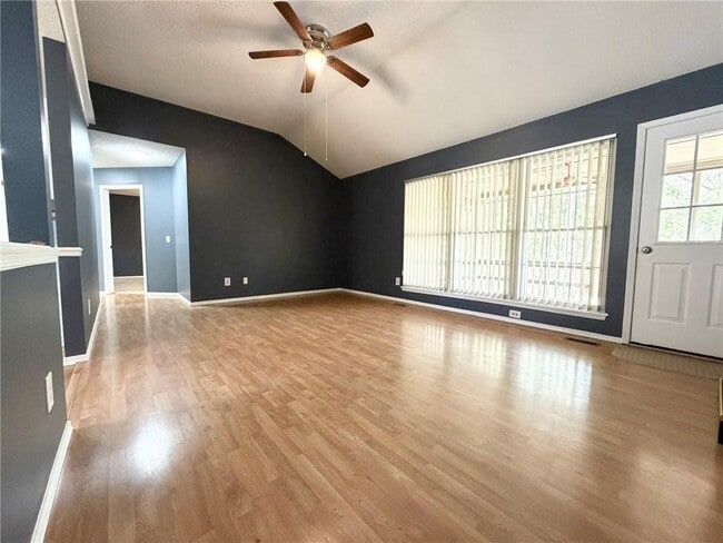 Photo - 5 Haslingden Ln