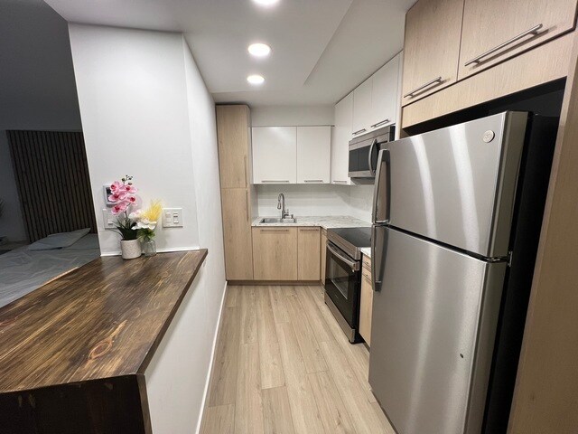 Photo - 300 N State St Condo Unit 3826