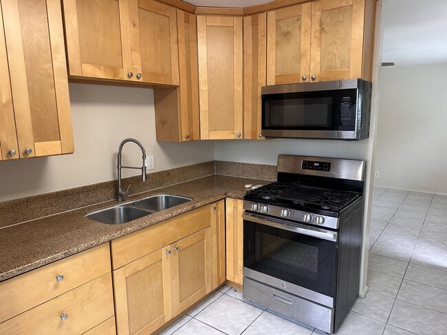 Photo - Remodeled 2 Bed/1 Bath unit in North Park w/ Private Yard!